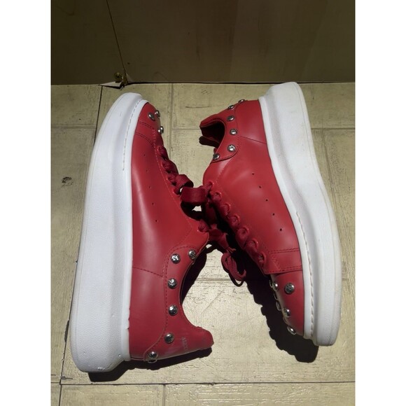 Men’s Red Studded Alexander McQueen Size 40 Pre Owned No Box main image 5